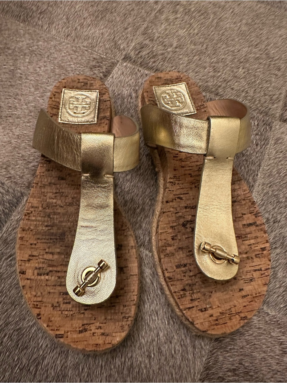 Tory Burch Women’s Gold Flat Sandals with Espadrille Style